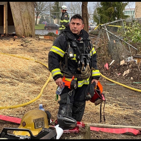 Sale to support our firefighter families - Picture 2 of 2